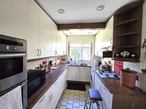 Photo 8- click for photo gallery